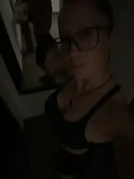 cataladiabla93 online show from November 27, 2025, 7:49 pm