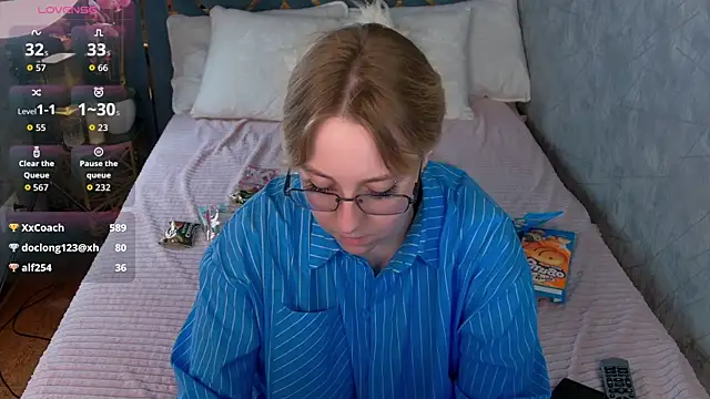 AlexandraGreen online show from July 20, 2026, 4:16 am