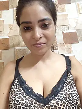 Snapshot of QUEEN-ADITI chatting on October 3, 2025, 3:58 am QUEEN-ADITI online show from October 3, 2025, 3:58 am
