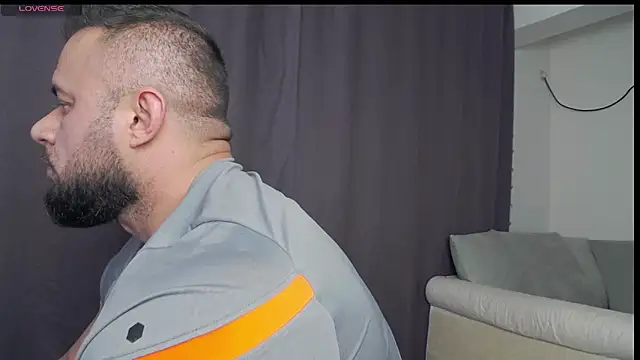 RickyMiami1 online show from April 7, 2026, 6:52 pm