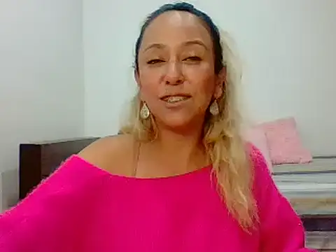 leah susman online show from October 15, 2025, 1:50 am