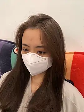 Mochi21 online show from November 7, 2025, 3:39 am