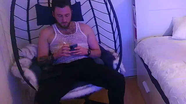 Keviios online show from November 30, 2025, 6:45 pm