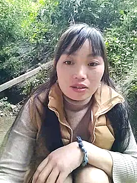 susu-00 online show from November 23, 2025, 1:27 am