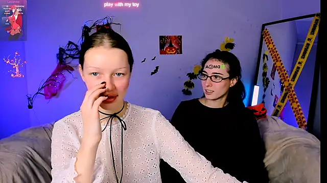 khloebeauty online show from October 25, 2025, 7:41 pm