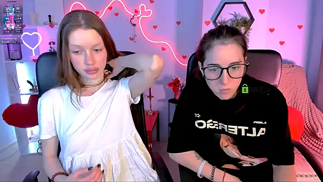 khloebeauty online show from April 7, 2026, 7:25 pm