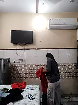 meenu bhabhi547 online show from April 10, 2026, 1:44 am