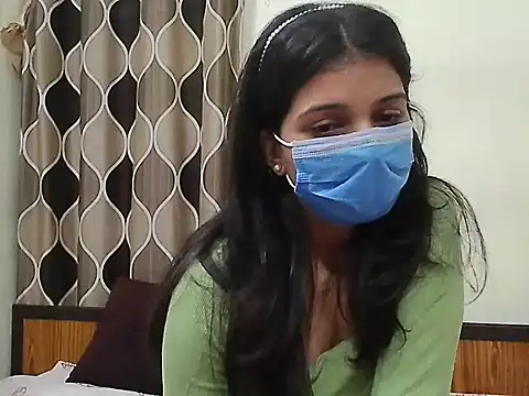 Cute babydoll099 online show from November 9, 2025, 10:35 am