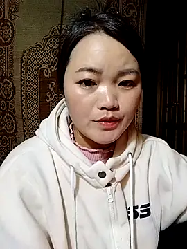 lusy-000 online show from November 25, 2025, 1:27 am