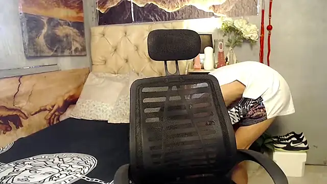 Skinny CumLoader69 online show from September 18, 2025, 6:59 am