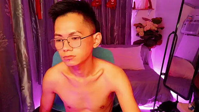 Skinny CumLoader69 online show from December 1, 2025, 9:31 pm