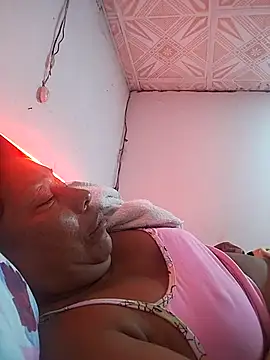 Naomi-Mature online show from December 3, 2025, 8:23 am