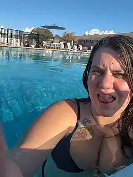 MichelleDoll4U online show from March 10, 2026, 9:53 pm