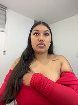 SharaRous online show from May 3, 2026, 10:16 pm