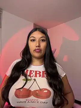 SharaRous online show from July 13, 2026, 11:07 pm