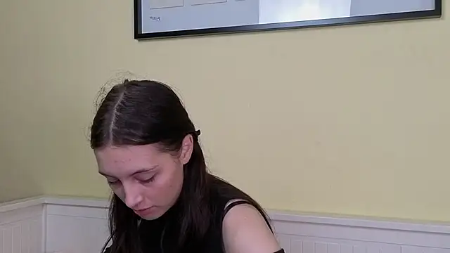 VernaWylie online show from September 25, 2025, 8:18 am