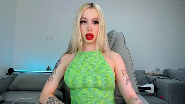 Sweet Soffi online show from December 22, 2025, 2:52 am