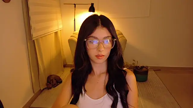 imrose mar1423 online show from April 17, 2026, 10:57 pm