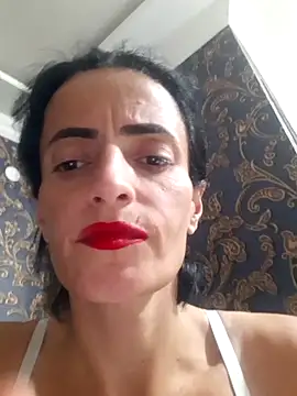 Snapshot of Gecenin_Kralicesi chatting on November 6, 2025, 6:42 pm Gecenin Kralicesi online show from November 6, 2025, 6:42 pm