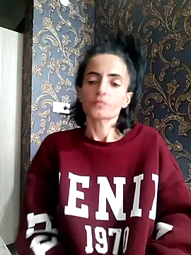 Snapshot of Gecenin_Kralicesi chatting on November 9, 2025, 6:44 am Gecenin Kralicesi online show from November 9, 2025, 6:44 am