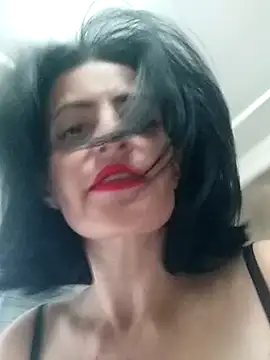 Gecenin Kralicesi online show from January 7, 2026, 6:16 am