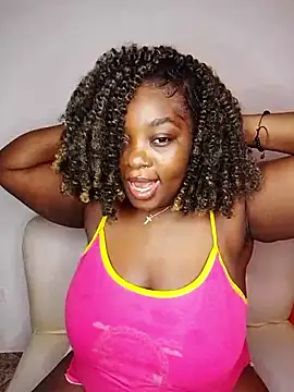 Snapshot of ebony_NeighborMoans chatting on September 29, 2025, 6:07 am ebony NeighborMoans online show from September 29, 2025, 6:07 am