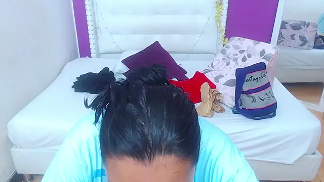 fat naughtyass online show from November 29, 2025, 12:08 pm