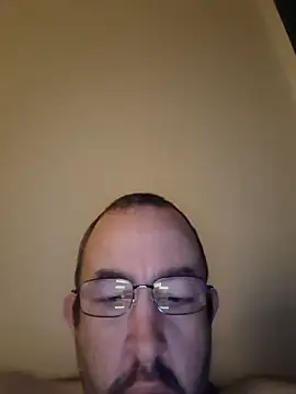 Bigahezlong online show from October 31, 2025, 8:32 pm