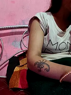 dezy 34 online show from November 3, 2025, 6:31 pm