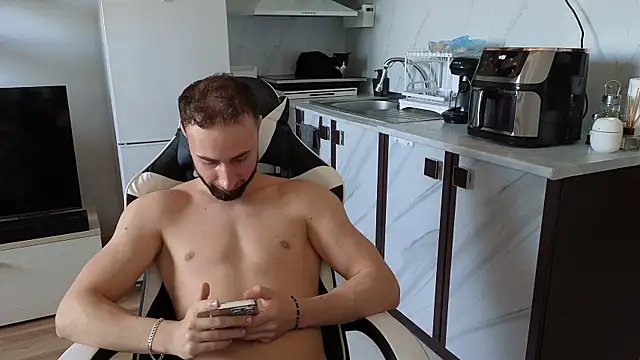 Snapshot of RyanStorm_ chatting on November 2, 2025, 11:23 am RyanStorm online show from November 2, 2025, 11:23 am