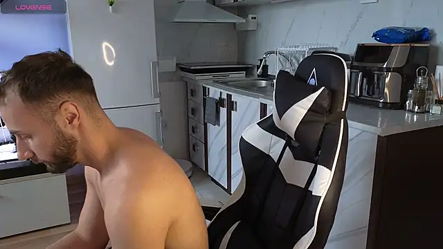 Snapshot of RyanStorm_ chatting on November 10, 2025, 12:15 pm RyanStorm online show from November 10, 2025, 12:15 pm