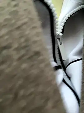 FroggyAnna online show from October 16, 2025, 2:07 pm