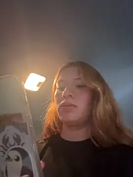 PussyLoversShow online show from October 24, 2025, 9:55 pm