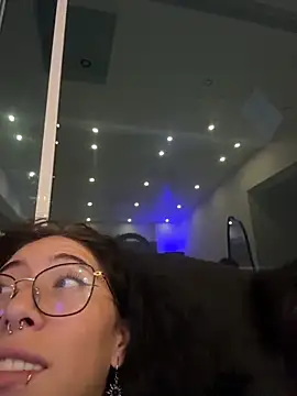 PussyLoversShow online show from November 26, 2025, 4:02 am