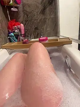 Imogenbabyyy online show from January 6, 2026, 6:22 pm