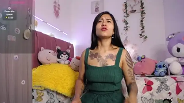 Liahdiaz  online show from February 13, 2026, 1:18 pm