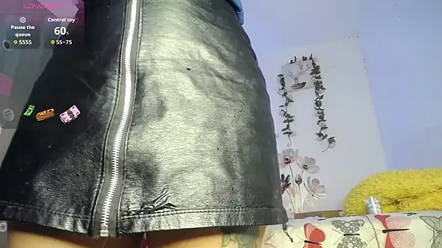 Liahdiaz  online show from February 25, 2026, 3:10 pm