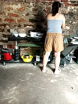 Snapshot of Mona8386 chatting on September 17, 2025, 3:08 am Mona8386 online show from September 17, 2025, 3:08 am