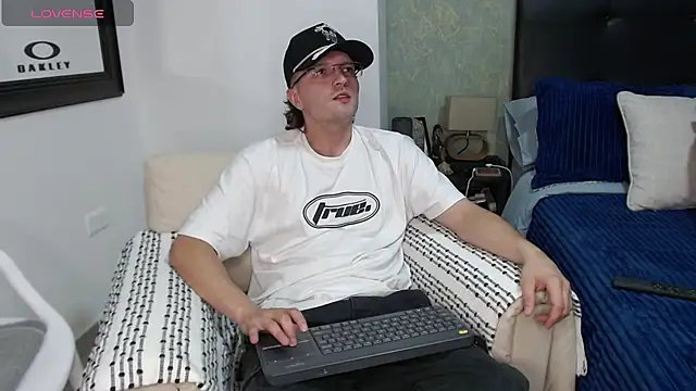steve hornyboy online show from October 18, 2025, 12:57 am