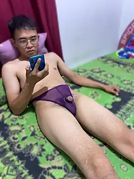 rand1101 online show from April 11, 2026, 10:58 pm