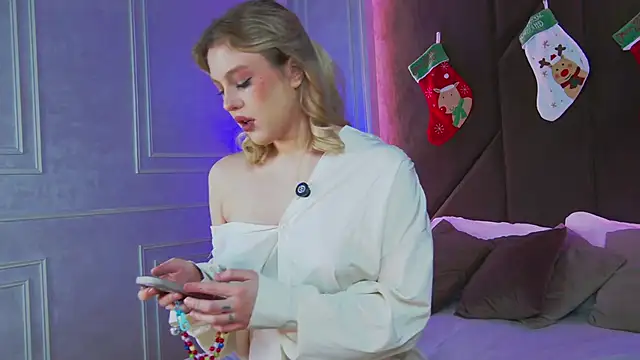 CaitlinSugar online show from December 18, 2025, 4:51 am