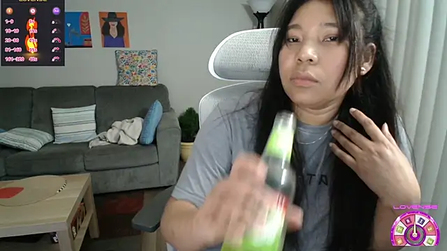 SHEILYN  online show from March 28, 2026, 2:44 am