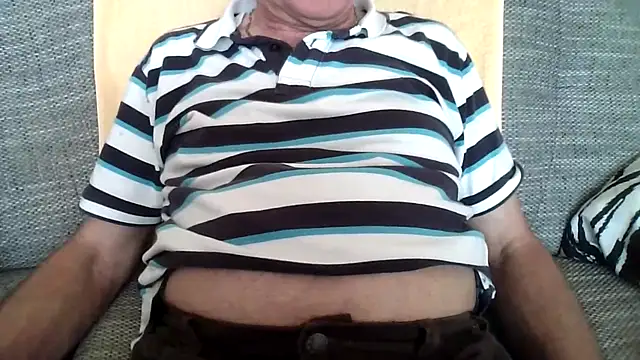 velikifant7 online show from February 28, 2026, 2:40 pm