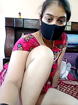 Snapshot of Priyanka_Pal chatting on October 9, 2025, 4:32 am Priyanka Pal online show from October 9, 2025, 4:32 am