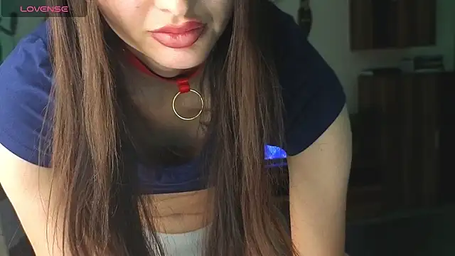 Snapshot of xSweetMissx chatting on November 11, 2025, 11:10 am xSweetMissx online show from November 11, 2025, 11:10 am