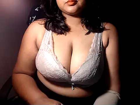 Snapshot of PatnakiRitu1 chatting on September 14, 2025, 4:06 pm PatnakiRitu1 online show from September 14, 2025, 4:06 pm