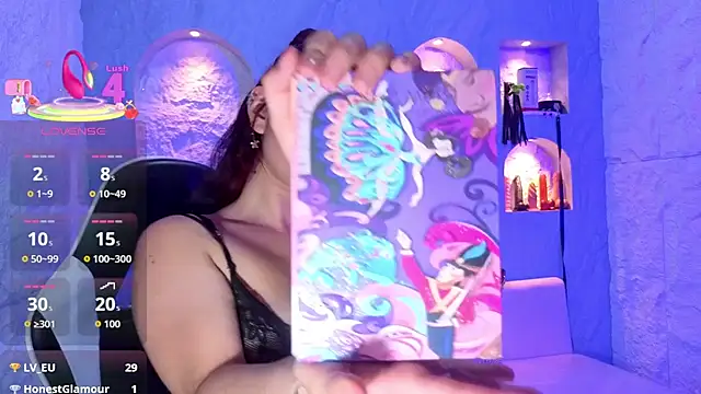 Sophia tf online show from March 10, 2026, 9:09 pm