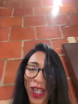 Emma  cumlovee online show from March 8, 2026, 12:31 pm