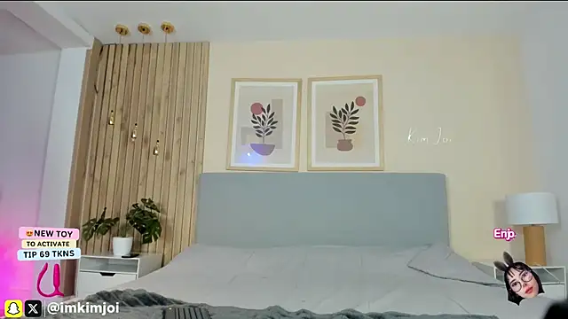 KiimJoi online show from April 18, 2026, 12:20 pm