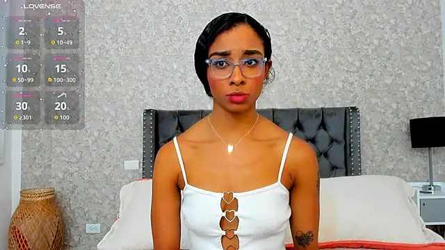 Cataleya Wayne online show from September 19, 2025, 7:47 pm